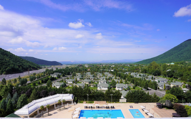Qafqaz Riverside Hotel