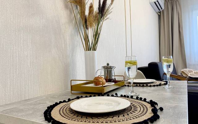 PODELAM u Areny Traktor Apartments