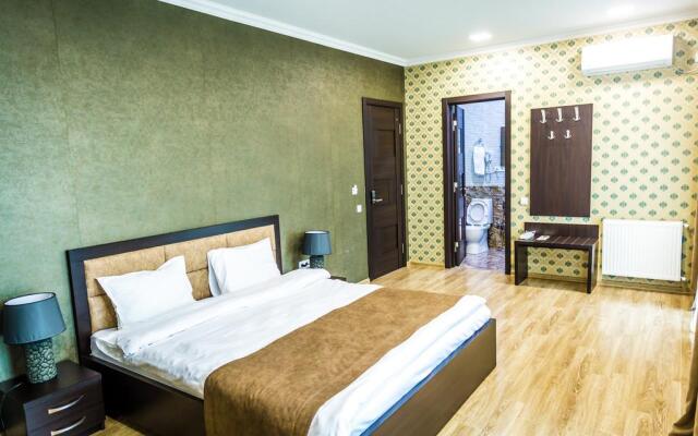 Cherry Garden Hotel