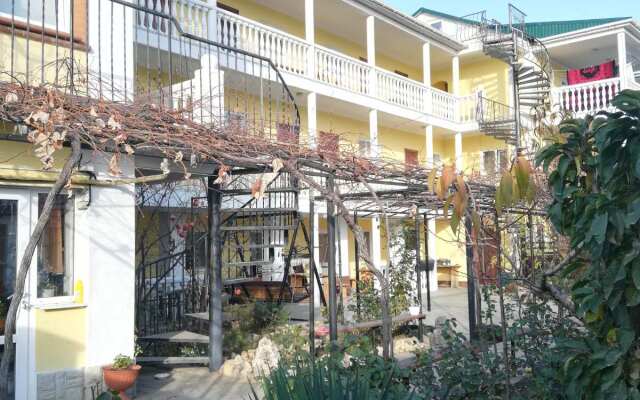 U Chizhika Guest House