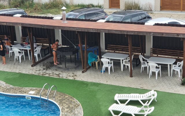 Arnair Guest House