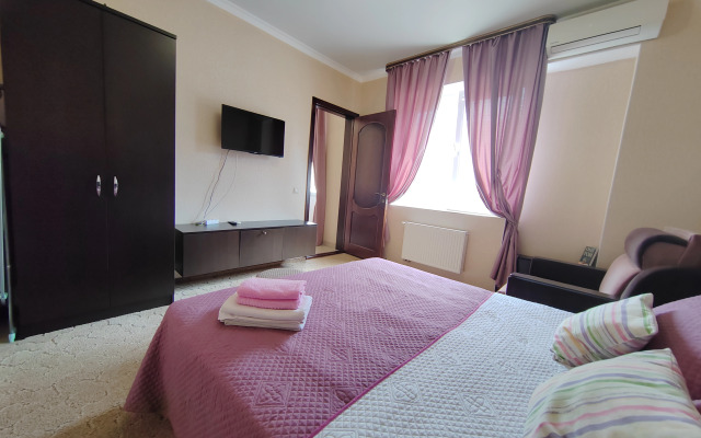 Semeynye Apartamenty Adler Apartments