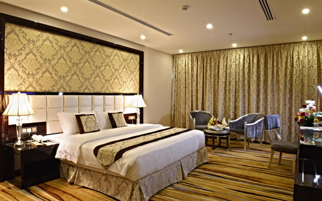 Отель Garden Plaza