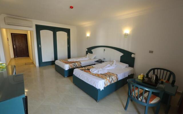 Golden Beach Resort - Ras Sudr Hotel