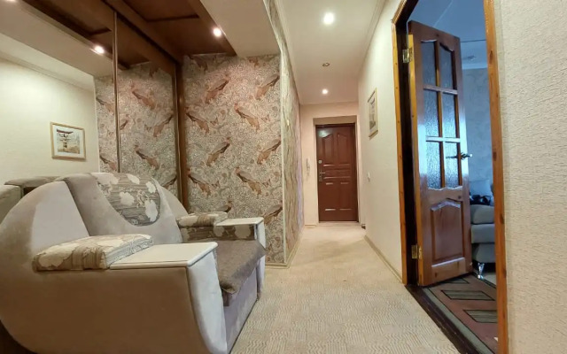 Vozle Trassy Flat