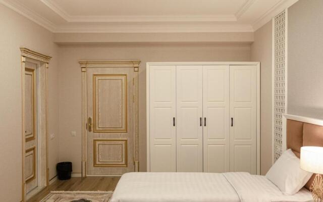 Royal Samarkand Hotel