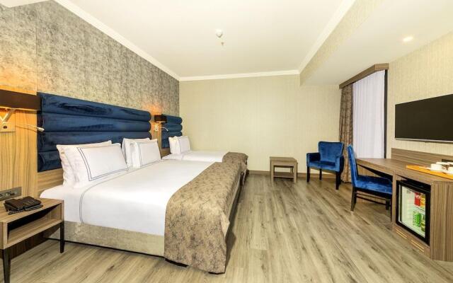 Demiray Hotel
