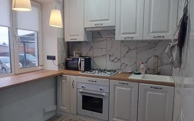 Trekhkomnatnay ryadom s Kremlem Flat