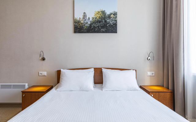 Parus Hotel