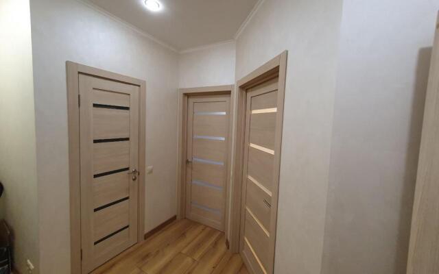 V Samom Tsentre Sochi  Flat