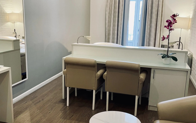 Pyat Vecherov Guest House