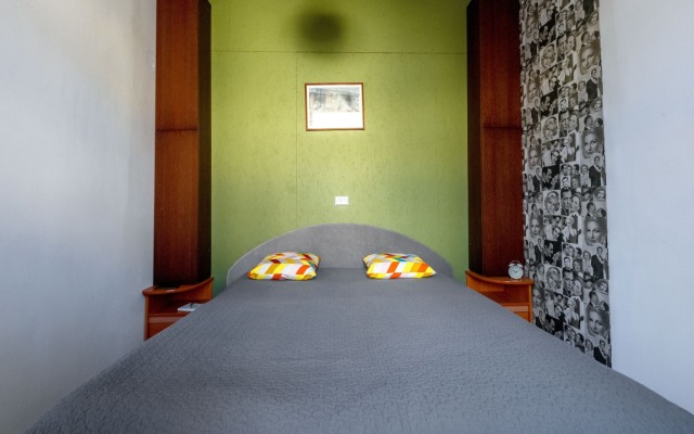 Apartamenty Na Liteynom 52 (1)