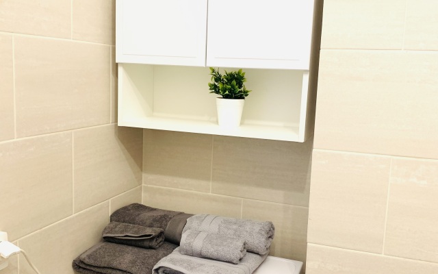 Svetlaya Uyutnaya V Tsentre Goroda Flat