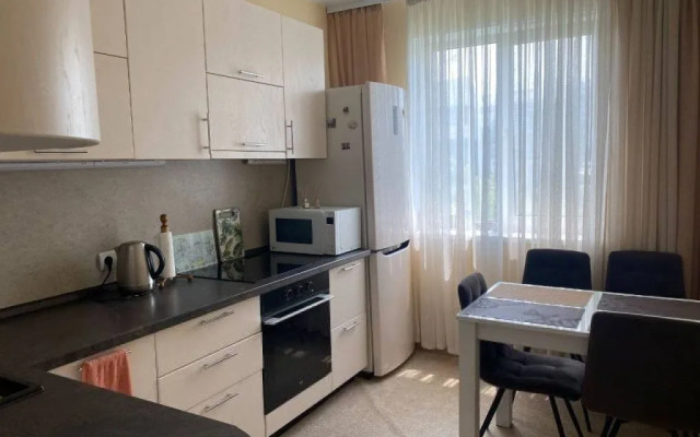 Na Ul. Shilkinskaya 15 Flat