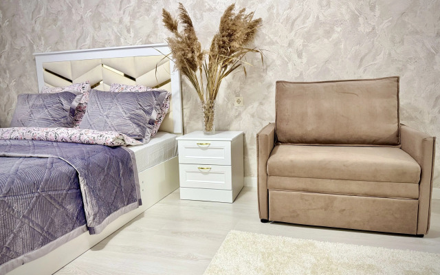 Lyuks V Tsentre Flat