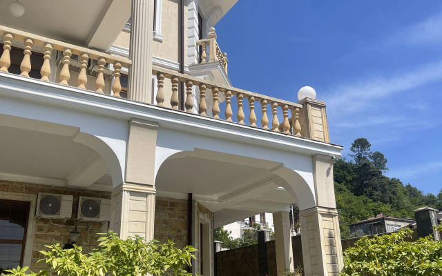 San Arda Hotel