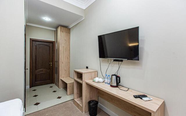 Kaier Hotel