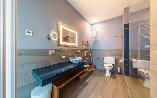 Dizaynerskiy v ZHK Akter Gelaksi Apartments