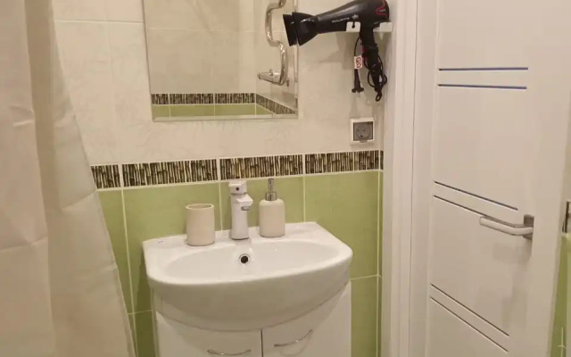 Апартаменты Яркая Студия