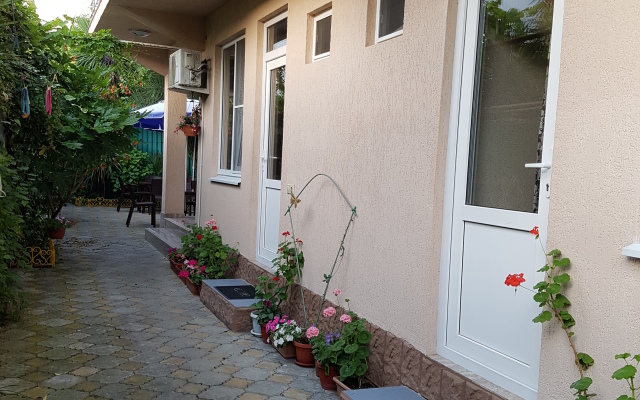 Semeyny Guest House