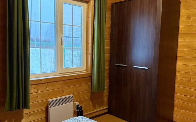 Na Beregu Ozera Plescheevo 57b Private house