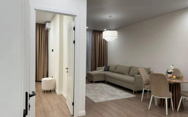 Na Ulitse Rozybakieva 217 Blok 9 Apartment