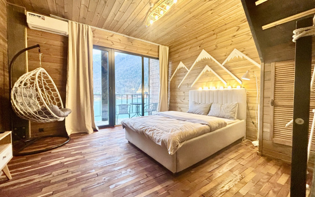 Апартаменты Кругозор*2-эт. Апартаменты, Вид на Озеро