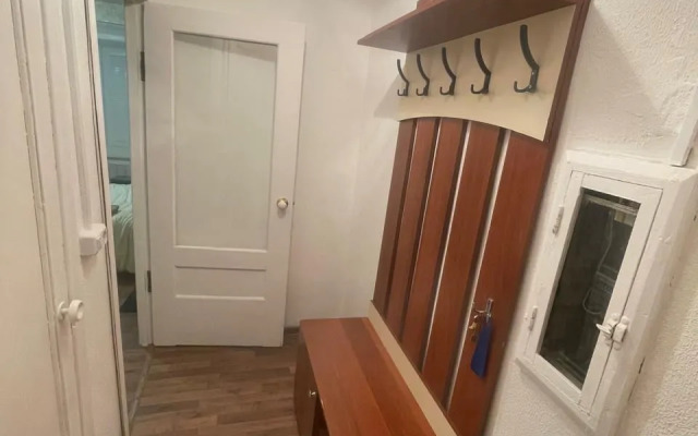 Na Ulitse Nizhnyaya Debrya Apartments