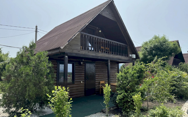 Частный Дом 604 с Балконом Рядом с Пляжем