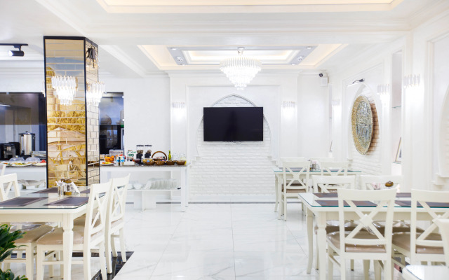 Dali Samarkand Hotel