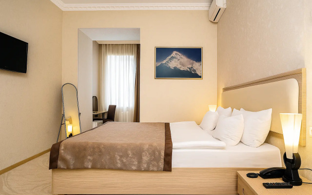 Rustaveli Palace Hotel