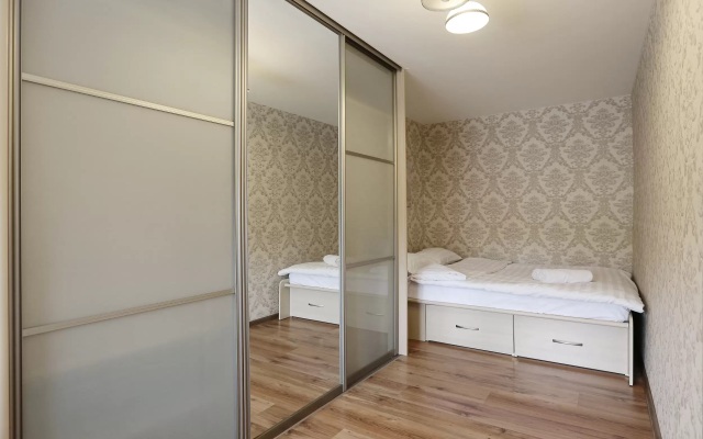 Apartamenty Uyutnye Apartamenty Vozle Parka Gorykogo Apartments