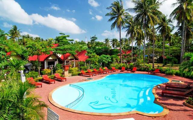 Lanta Emerald Bungalow
