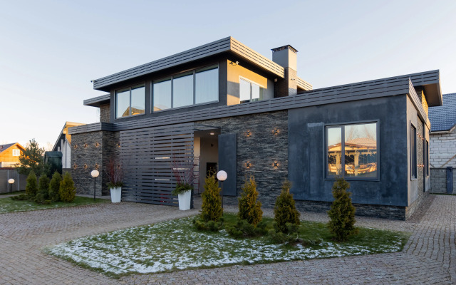 Частный Дом Целый Этаж в Доме -108м2 Романтик