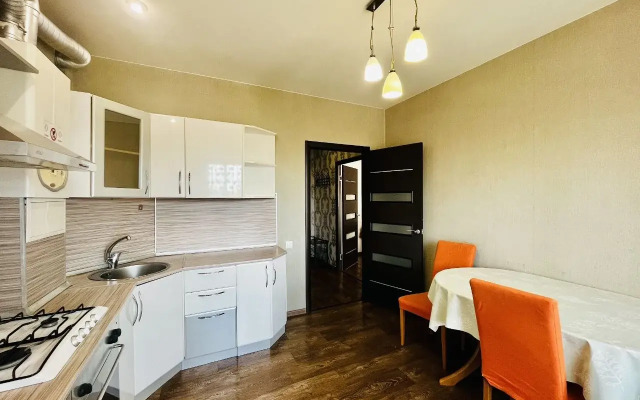 Pionerskaya 24 Flat