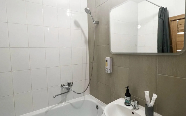 Na Monastyrskoy Ulitse 46 Flat