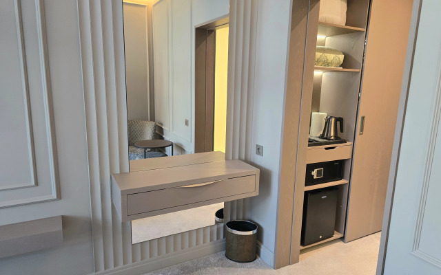 Mone 4* Apartments