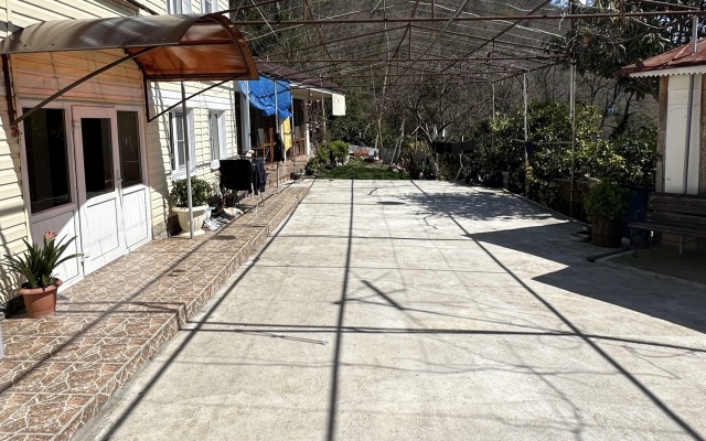 Solntsa Guest House