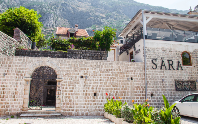 Sara Hotel