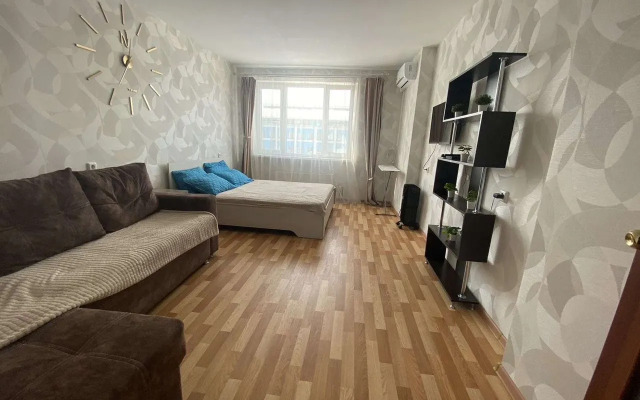 Ne Daleko Ot Zhd Vokzala Flat
