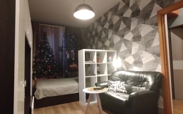 Квартира рядом с памятником Алеша