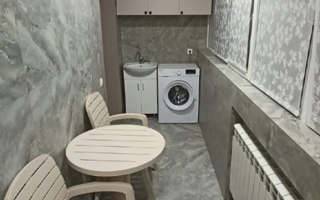 Апартаменты на улице Захарова 1