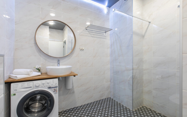 Sunny Premium v ZhK YarSiti Apartments