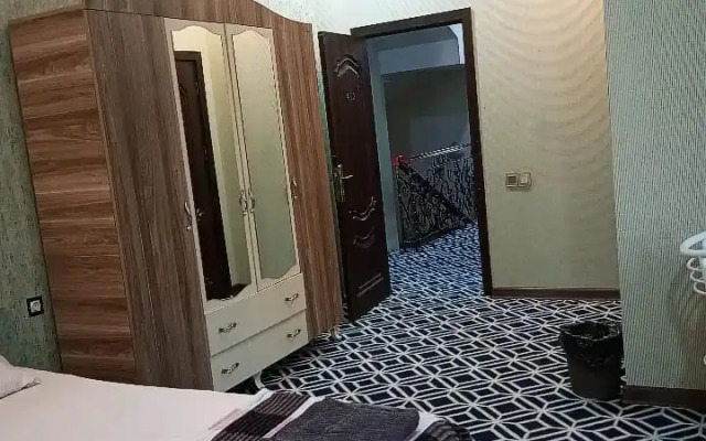 EKM Hotel