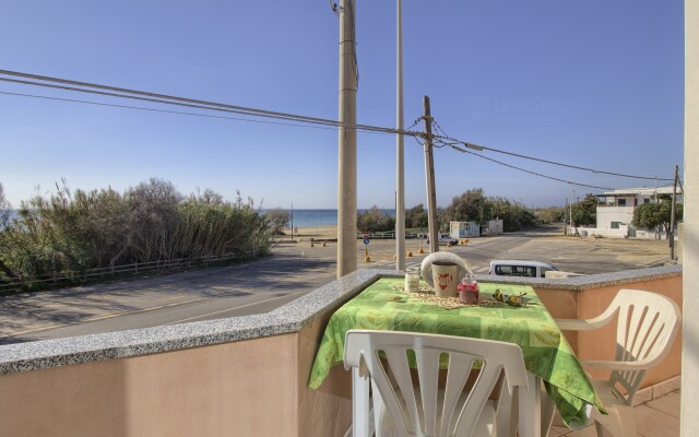 Front Beach Posto Vecchio 1 Guest House