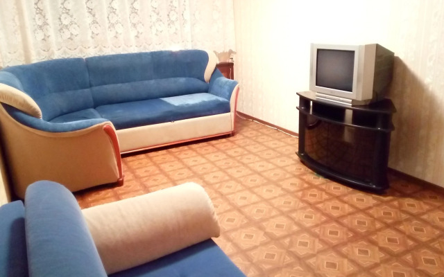 4kh Komnatnyye Na Ul Sverdlova 48 Apartments