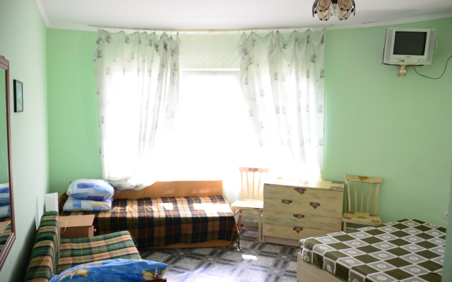 Tri Kita Guest House