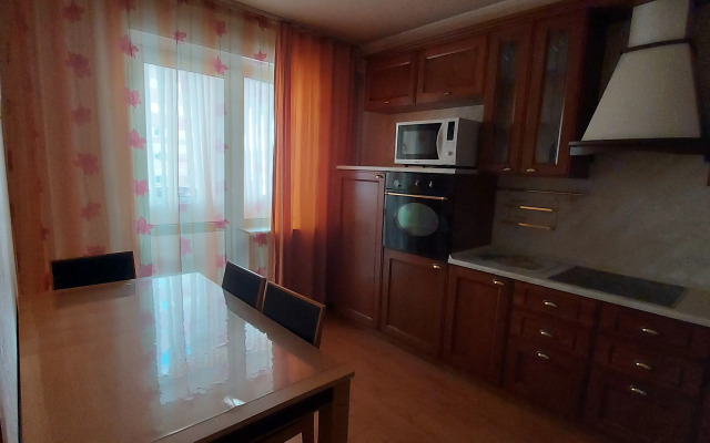 Bolshaya Kvartira S Saunoy Flat