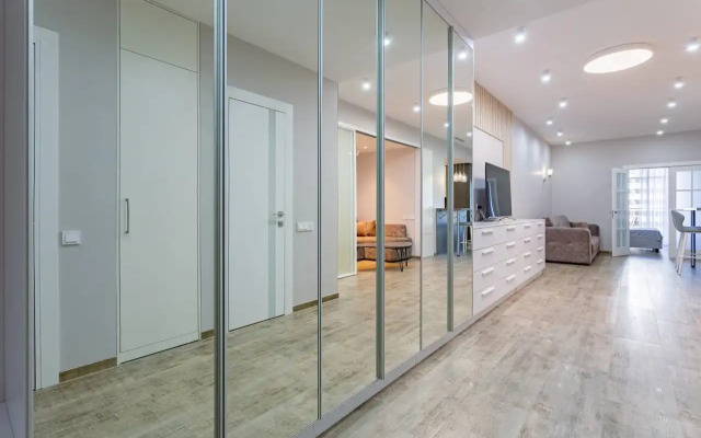 V Tsentre,lyuks Vmestimostyyu 6 Chelovek Apartments
