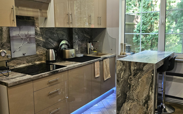 Частный Дом в Лесу